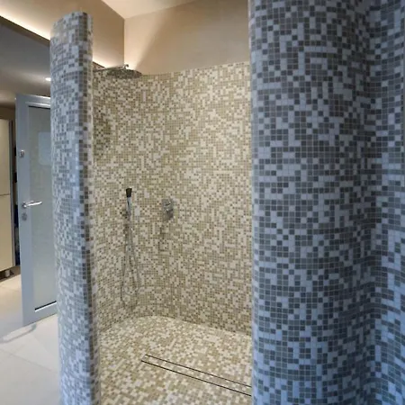 Laguna 35 * 波兰尼卡-兹德鲁伊